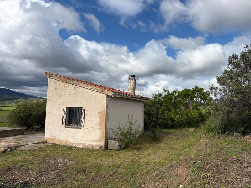 Foto 2e3fb413-748d-4cfb-8a8b-53284048800a. Finca rústica a Alberite