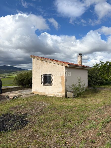 Foto 58252f06-fb57-4848-aedc-e85382dd3136. Finca rústica a Alberite