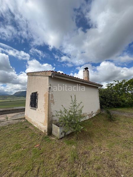 Foto 8a7c30f3-afc1-4325-ac16-195b4d95ffb8. Finca rústica a Alberite