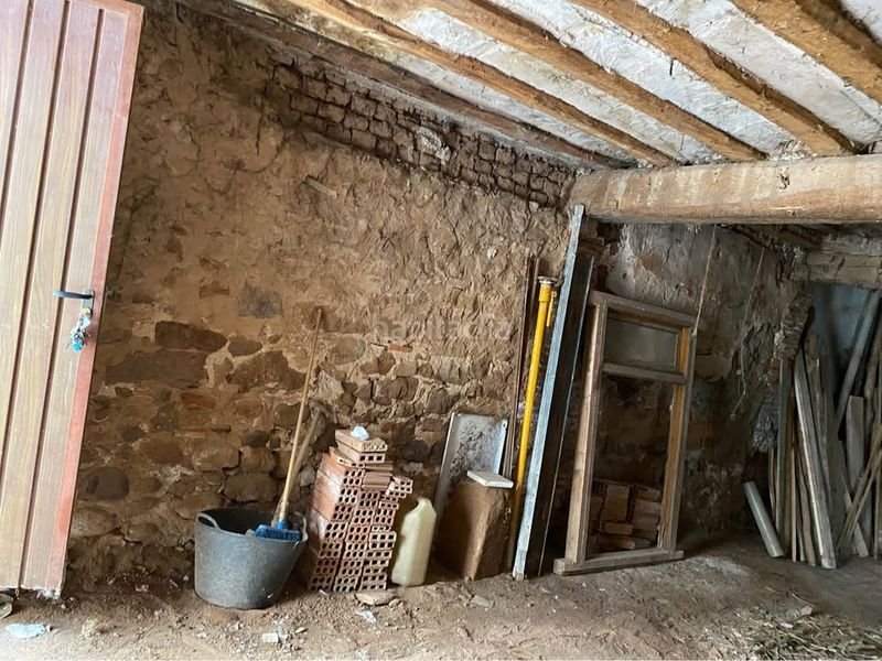 Foto a07a1044-6ac8-4488-9051-371803bf5774. Casa a Huércanos