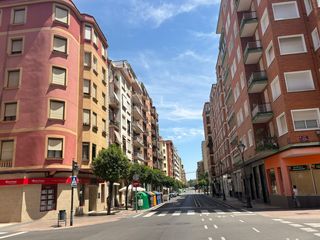 Flat in Residencia. Piso en el centro de logroño