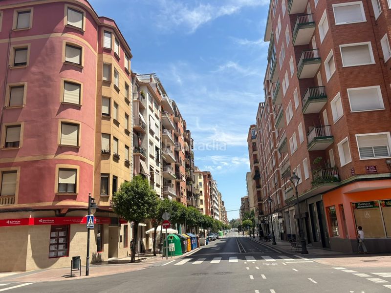 Foto 4f9a4801-6843-40fb-81e4-6c656e661d5d. Piso  en el centro en Residencia Logroño
