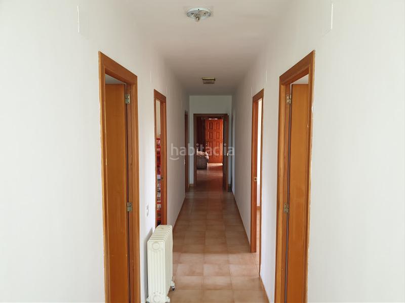 Foto 7654d249-1e6b-4a6e-9df9-52bfc36f1c81. Xalet amb xemeneia aparcament piscina a Onda