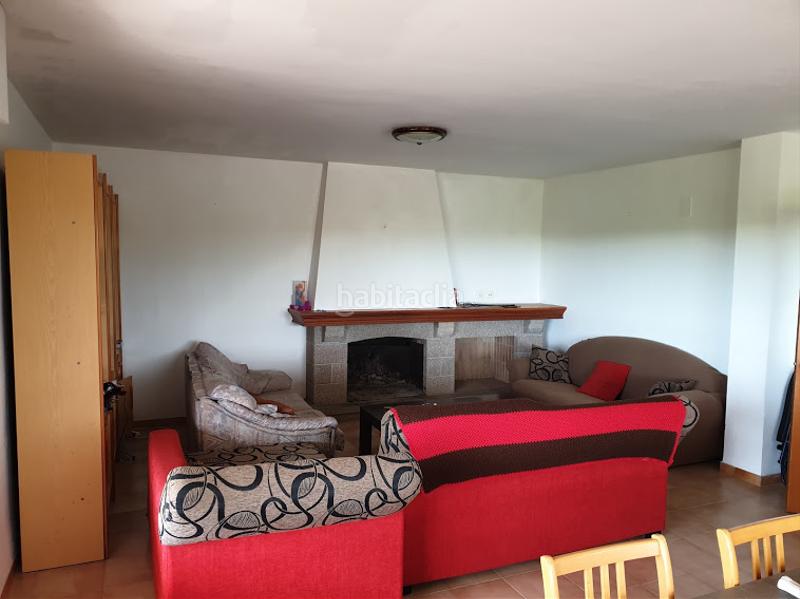 Foto d9535cca-b61a-49b6-87e3-33d2f8765f86. Xalet amb xemeneia aparcament piscina a Onda