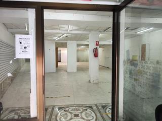 Local commercial à Onda. Venta local onda