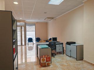 Lloguer Local Comercial a Onda. Alquiler de local amplio