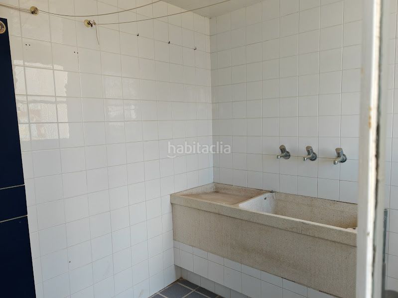 Foto 1d62f982-5007-40c8-ad2a-383f9a50038c. Casa adossada amb aparcament a Onda