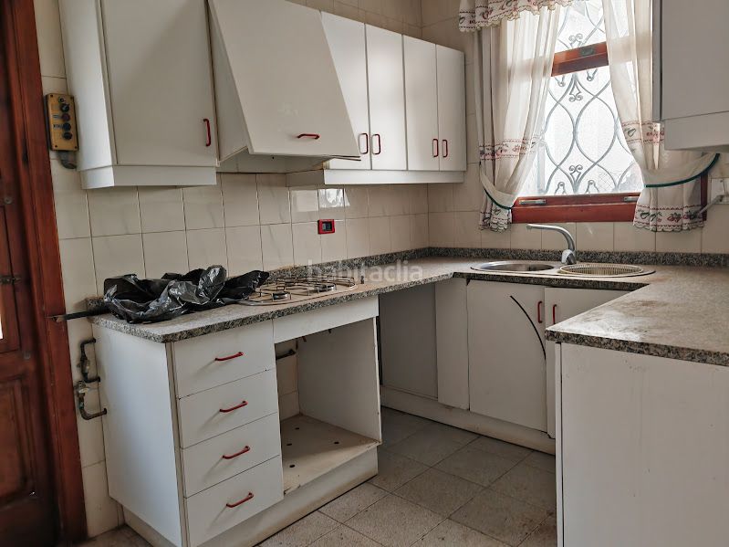 Foto b05a09ad-f5f2-4ac8-8742-5032da752783. Casa adossada amb aparcament a Onda