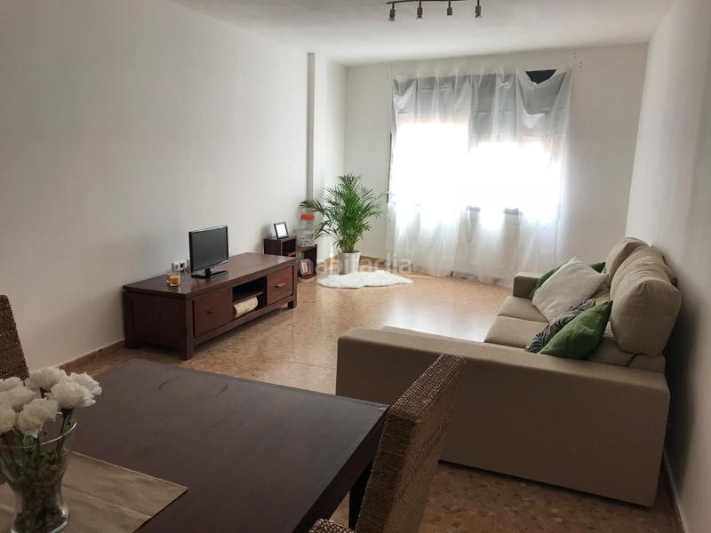 Foto 448d397a-b90f-441c-8db9-06f5491c325f. Piso vivienda muy amplia con salón comedor, cocina con galería, 3 dormitorios, garaje y trastero incluidos en el precio. en Onda