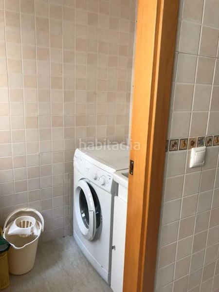 Foto f93bb87a-05ef-49bf-887b-e89477e90183. Piso vivienda muy amplia con salón comedor, cocina con galería, 3 dormitorios, garaje y trastero incluidos en el precio. en Onda