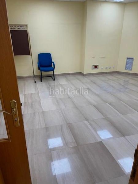 Foto a72a35ef-e558-40c0-b290-22d7a15932d4. Alquiler local comercial en avenida cardenal cisneros 24b local totalmente acondicionado en Palencia