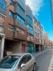 Appartement à Calle colón 42. Precioso piso en el centro de cuatro dormitorios con amplio gara