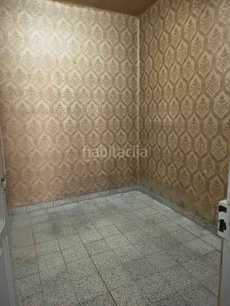 Foto 87719391-c339-4382-9115-442d8db7f529. Alquiler local comercial en calle valentín calderón 16 local en zona Centro en Palencia