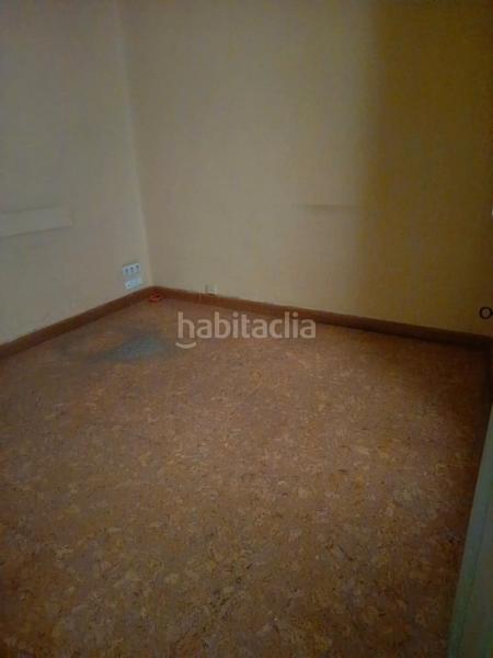 Foto b6eb6f83-e0dc-4f71-b170-e56a5918915d. Lloguer local comercial a calle valentín calderón 16 a Palencia