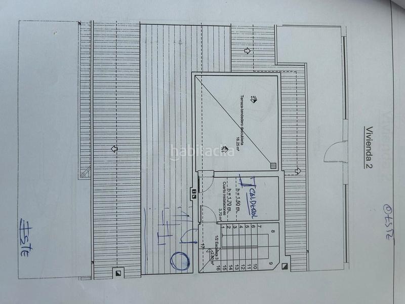 Foto 4694b39a-aa95-4c50-ae6c-cd45a30f657d. Chalet dans calle maria teresa ruiz de la parte 6 dans Palencia