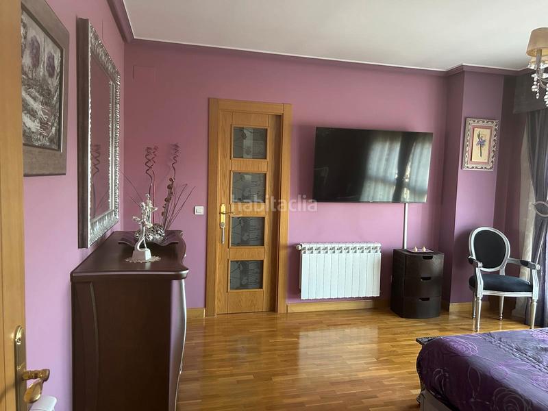 Foto 76e551cd-0e3d-4f9f-b0f2-03b4ba80850f. Chalet dans calle maria teresa ruiz de la parte 6 dans Palencia