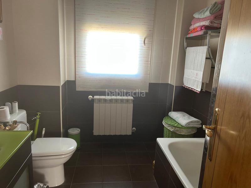 Foto 9d950ea1-c7c5-4756-9c27-6613efaa87ec. Chalet dans calle maria teresa ruiz de la parte 6 dans Palencia