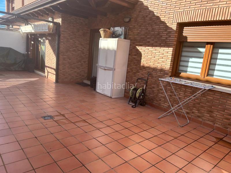 Foto d9ad9bbd-d1ef-4c89-935d-97c886231987. Chalet dans calle maria teresa ruiz de la parte 6 dans Palencia