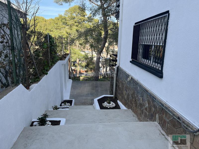 Foto 37e24327-06b2-4c30-ae70-1c515479b7d4. Rent chalet with heating in Montmar Castelldefels