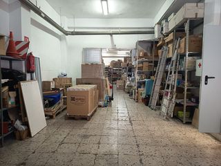 Local Comercial a Calle Ingeniero Sanchiz Pujalte 14