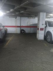 Autoparkplatz in Carrer pintor gisbert 51. Se vende plaza garaje y trastero