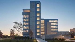 Edifici a Ciudad de Asís. Oportunidad de inversión y desarrollo: edificio singular de 3.99