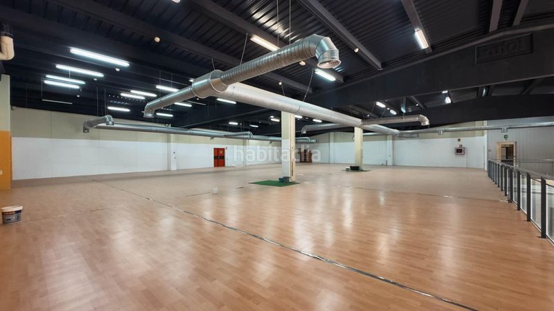 Foto a39f6d5e-b502-4074-a8d4-a5b607f022aa. Nau industrial a Playa Levante Benidorm