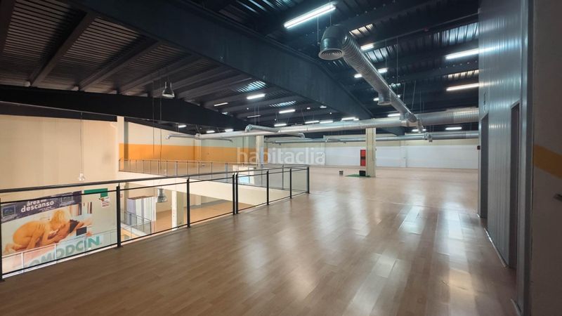Foto f5381baf-8d84-4024-9e3f-f1e2b73d949f. Nau industrial a Playa Levante Benidorm
