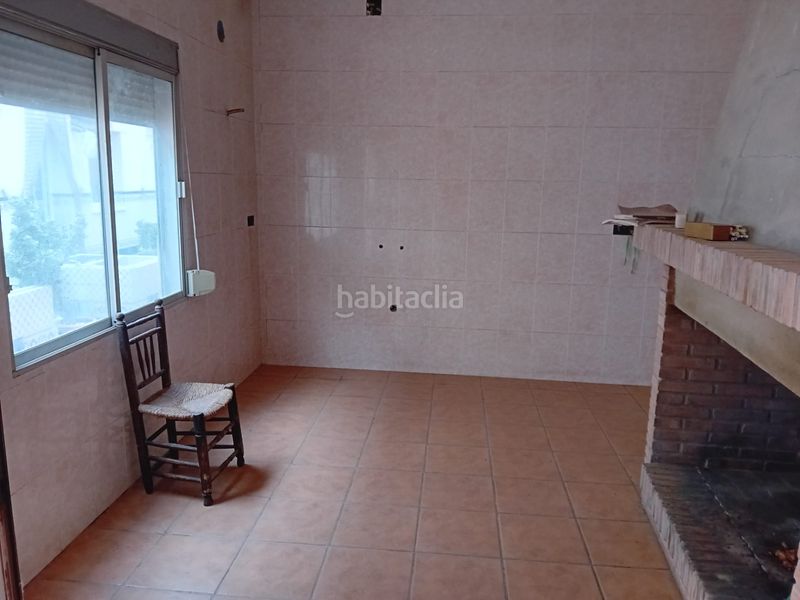 Foto e7ac6d38-b042-4f68-9ddb-0b88c2d7ca8f. House with parking in Canena