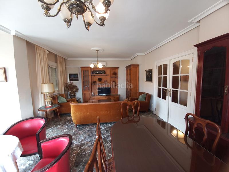 Foto 26927787-ae9f-4492-817b-188f8db381b7. Piso en Úbeda