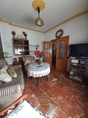 Casa a Úbeda. Junto a avda. libertad.