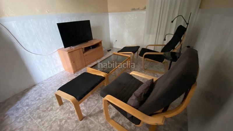 Foto 0b25eea8-5136-4291-958d-4355449da0c2. Casa amb xemeneia a Úbeda