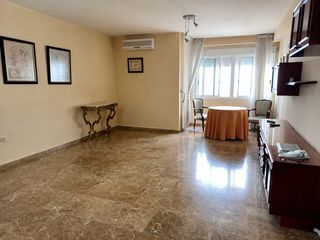 Affitto Appartamento in Avenida ramón y cajal 18. Piso centrico