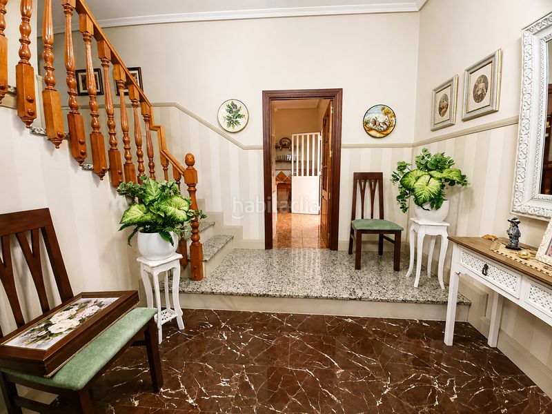 Foto 41283de0-ac9d-49de-834a-17f92788e591. Casa en Úbeda