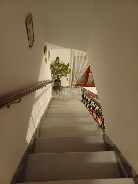 Foto aa84ddea-3e19-480c-b381-8df8a95daf90. Casa a Rus