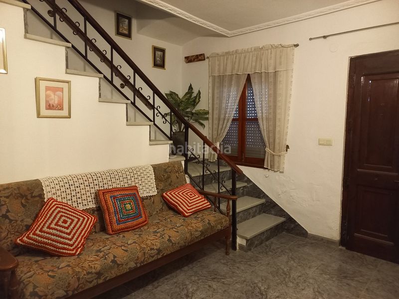 Foto cbfecd53-26dd-47be-bbce-1f7ab77ecf9c. Casa a Rus