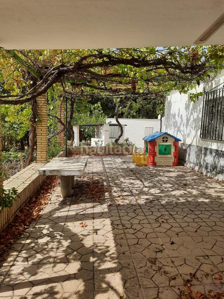 Foto b00c2a4e-c931-47c5-af2c-e13e25988879. Chalet  en Torreperogil