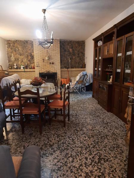 Foto e86975b3-7238-4ced-975a-32740d8c885c. Chalet  en Torreperogil