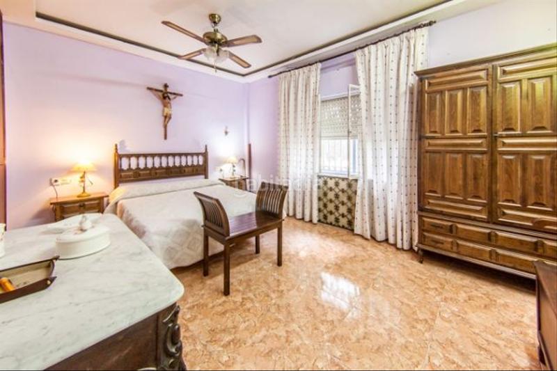 Foto 4b7cbb1b-01cc-41ba-8038-3e7db6fc12e0. Chalet  en la yedra en Úbeda