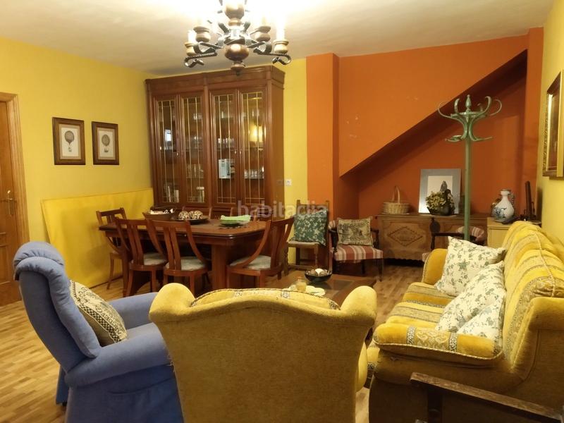 Foto 2f17c094-7710-422d-a329-0d232d3a7ac5. Chalet en Úbeda