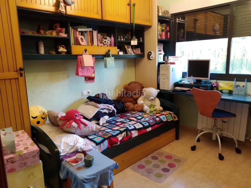 Foto 61312505-cea8-43d9-b55f-f42513930750. Chalet en Úbeda