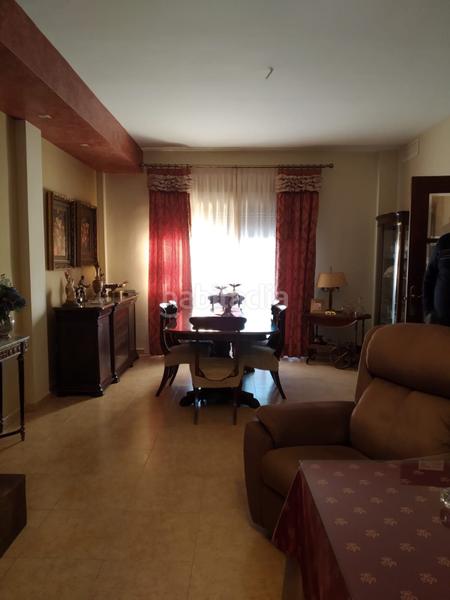 Foto 962e3d62-1798-49cf-84fe-8b8a4ede62c6. Chalet en Úbeda