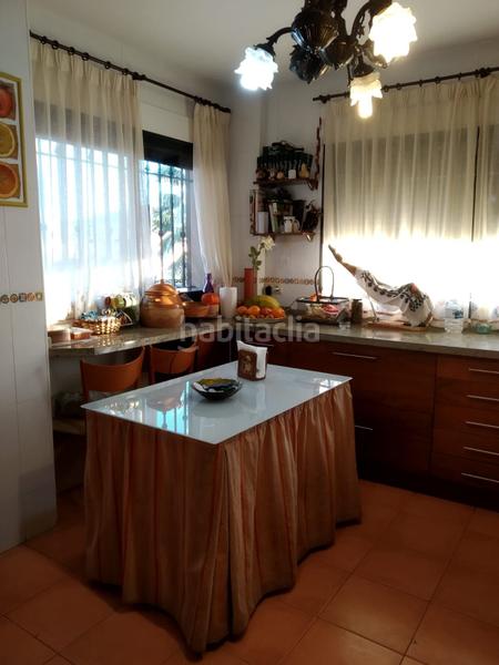 Foto c3ebe2bf-e2ee-4a2a-a1cf-9f559cd9ac3f. Chalet en Úbeda