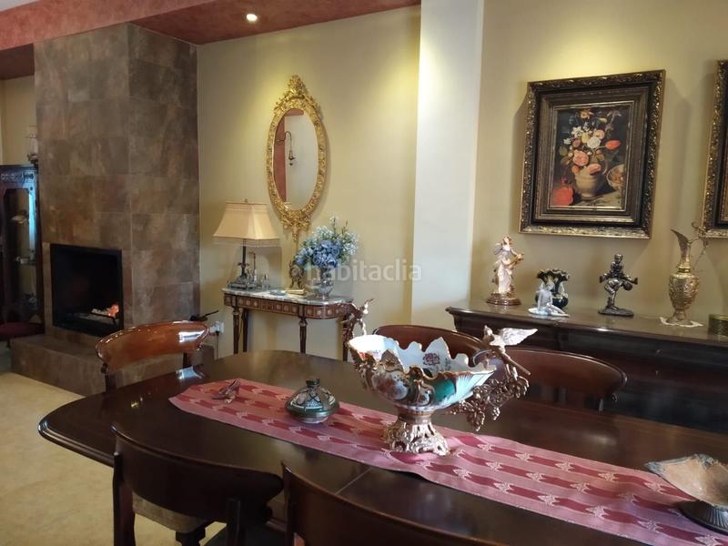 Foto d6185bae-071f-4eb3-9732-e93d2d666df2. Chalet en Úbeda