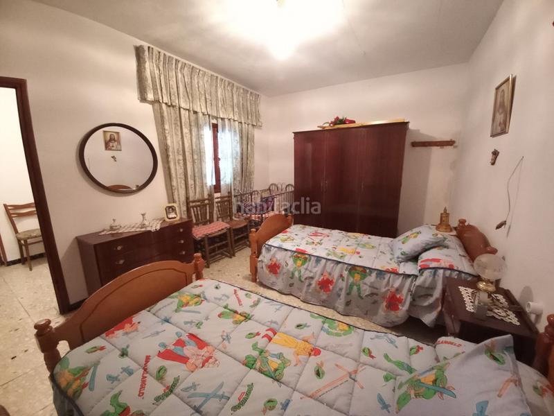 Foto a702a4b4-8bec-4eca-9da8-3abeebc07fd9. Casa . casa centrica en Rus