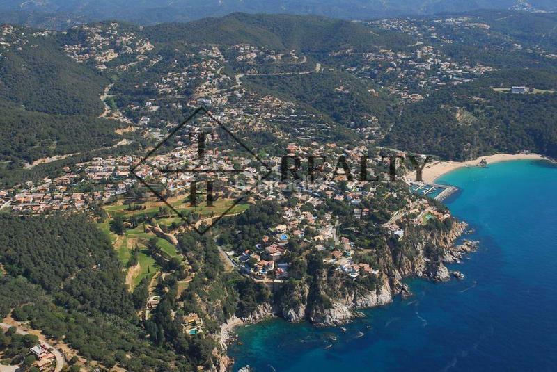 Foto 0aa15392-c900-47be-b03f-b8f243a63888. Terreno residenziale in Serra Brava Lloret de Mar