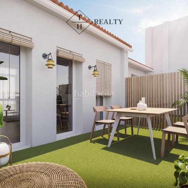 Foto 8a30a3e6-f0c3-4c58-b7ac-662860aee2e5. Maison jumelée avec parking dans Nucli Antic Escala (L´)