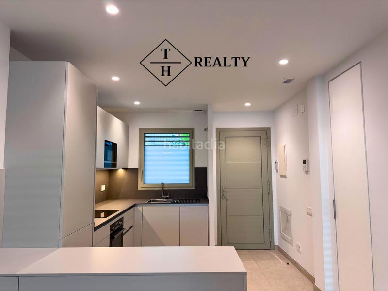 Foto 3e1cf460-0115-4266-86bf-2779ea26a714. Planta baja 102m<sup>2</sup> en carrer president macià 116 obra nueva - planta baja en Palamós