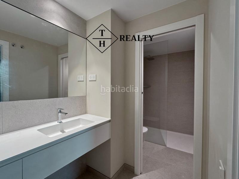 Foto c9b267b9-12e6-4b06-a6cf-c99e066b5234. Planta baja 102m<sup>2</sup> en carrer president macià 116 obra nueva - planta baja en Palamós