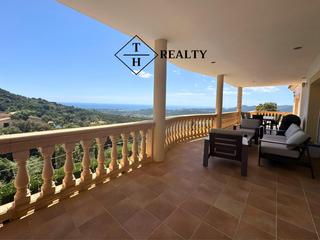 Rent House in Urbanitzacions. Oportunidad en mas nou casa independiente con jardín, garaje y p